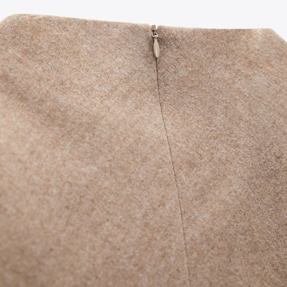 NWT BEIGE TAUPE BROWN FITTED WOOL BLEND TOP. - Picture 3 of 11